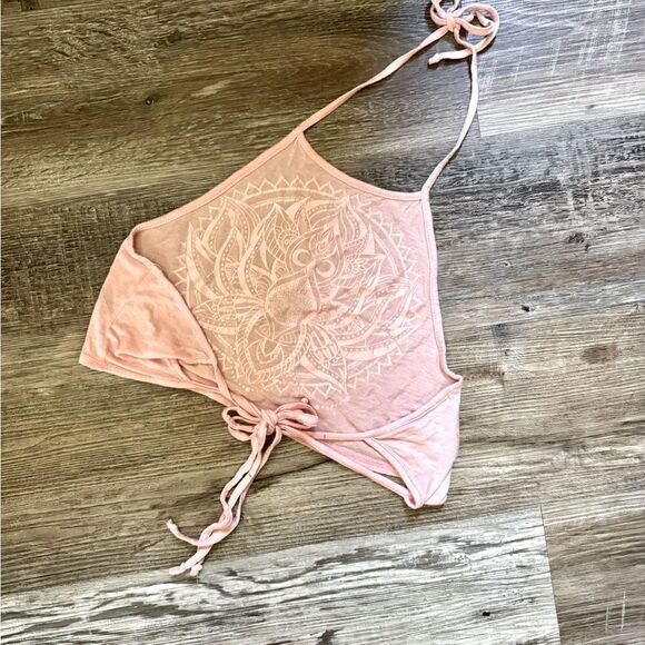 Forever 21 Pink & White Boho Halter Top Size Medium - Picture 4 of 8